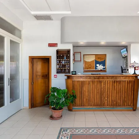 Hotel Apuana