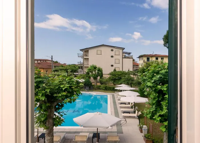 Apuana 3* マリーナ・ディ・ピエトラサンタ