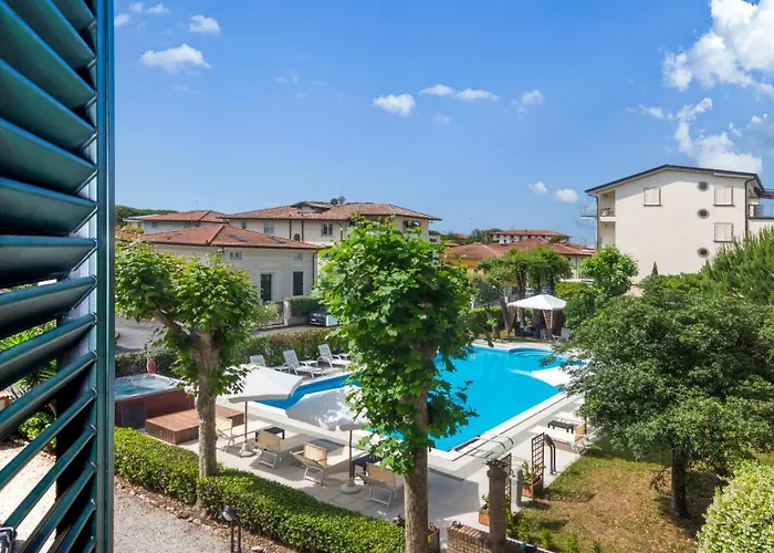 Apuana ホテル マリーナ・ディ・ピエトラサンタ