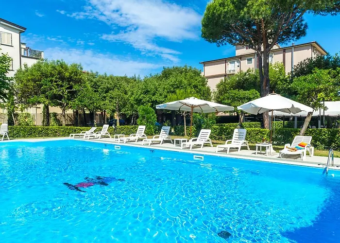 Apuana ホテル マリーナ・ディ・ピエトラサンタ